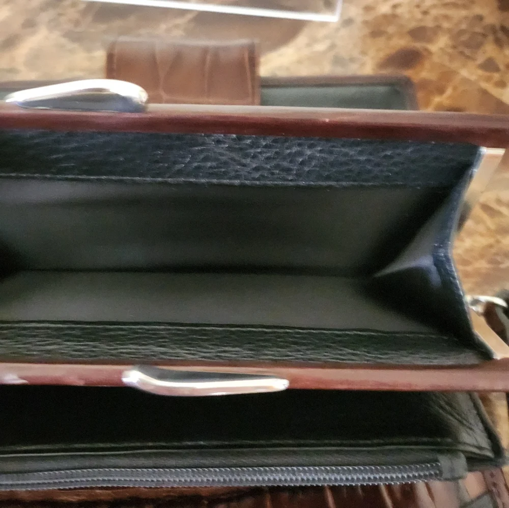 Brighton Brown Woven Leather Kisslock Wallet/Wristlet EUC - Picture 10 of 16